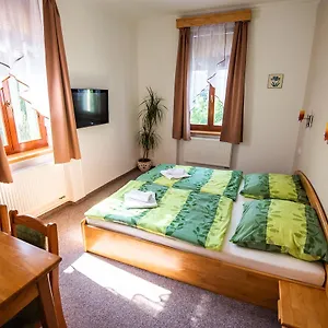 Penzion 33, Karlovy Vary